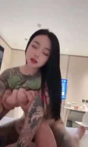 简介有，黑老大的女人叫床就是不一样，口活干炮一条龙，奶子很大